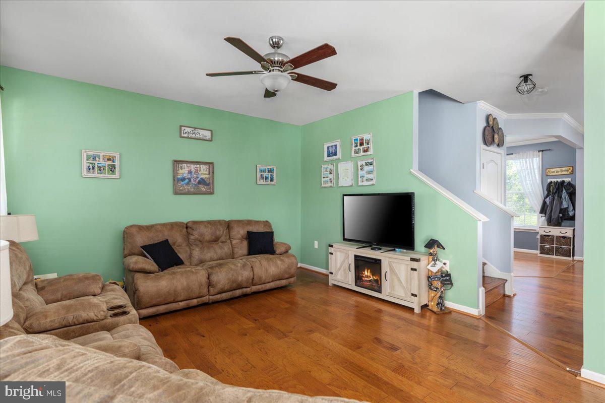 MORNING DOVE ESTATES - Residential