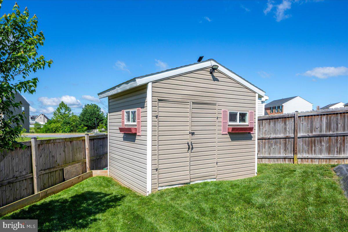 MORNING DOVE ESTATES - Residential