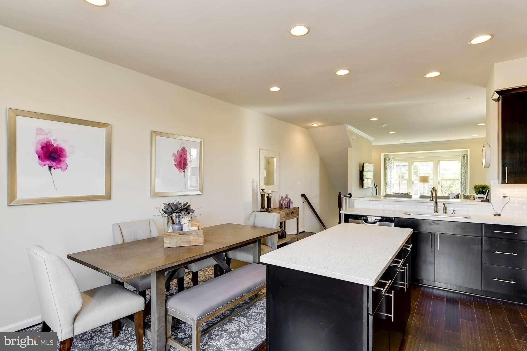 LARGO CRESCENT - Residential