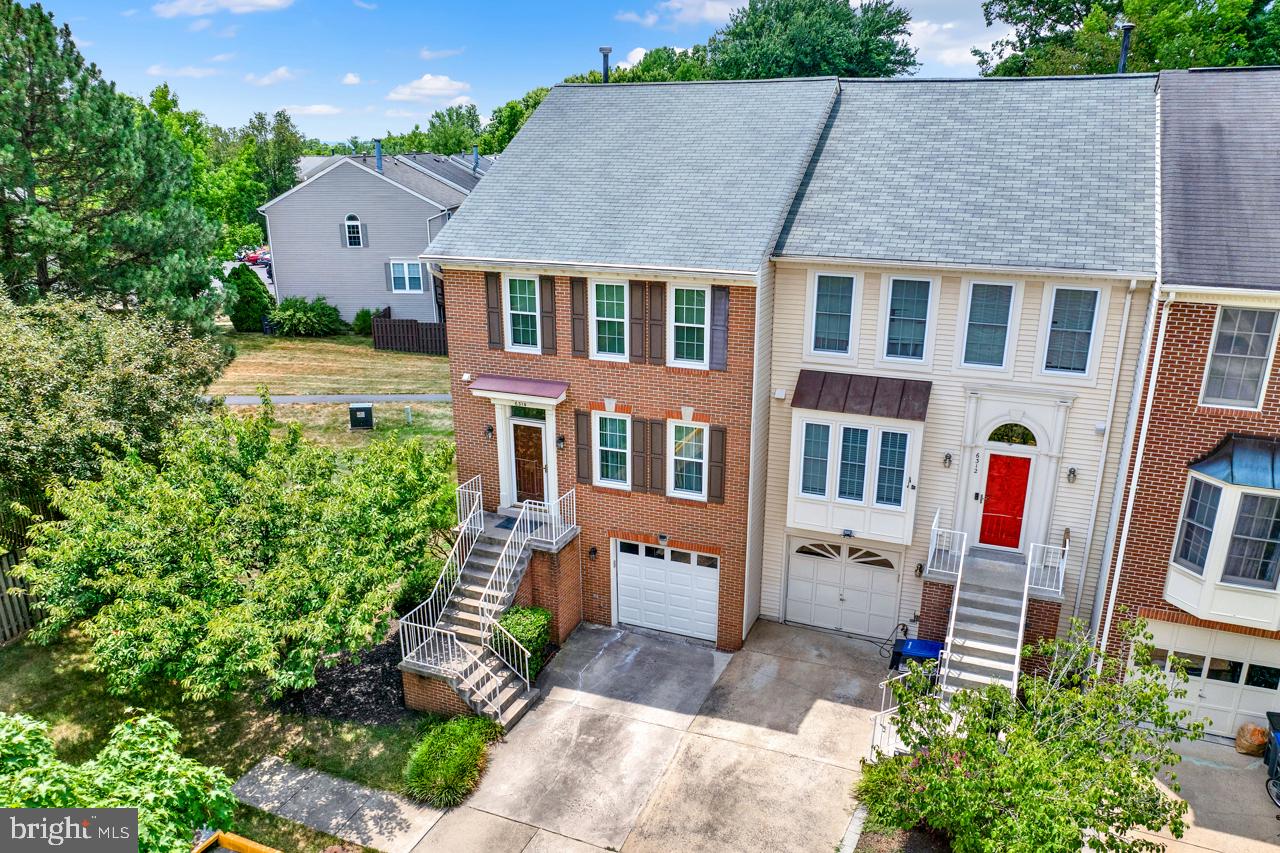 CENTRE RIDGE - Residential