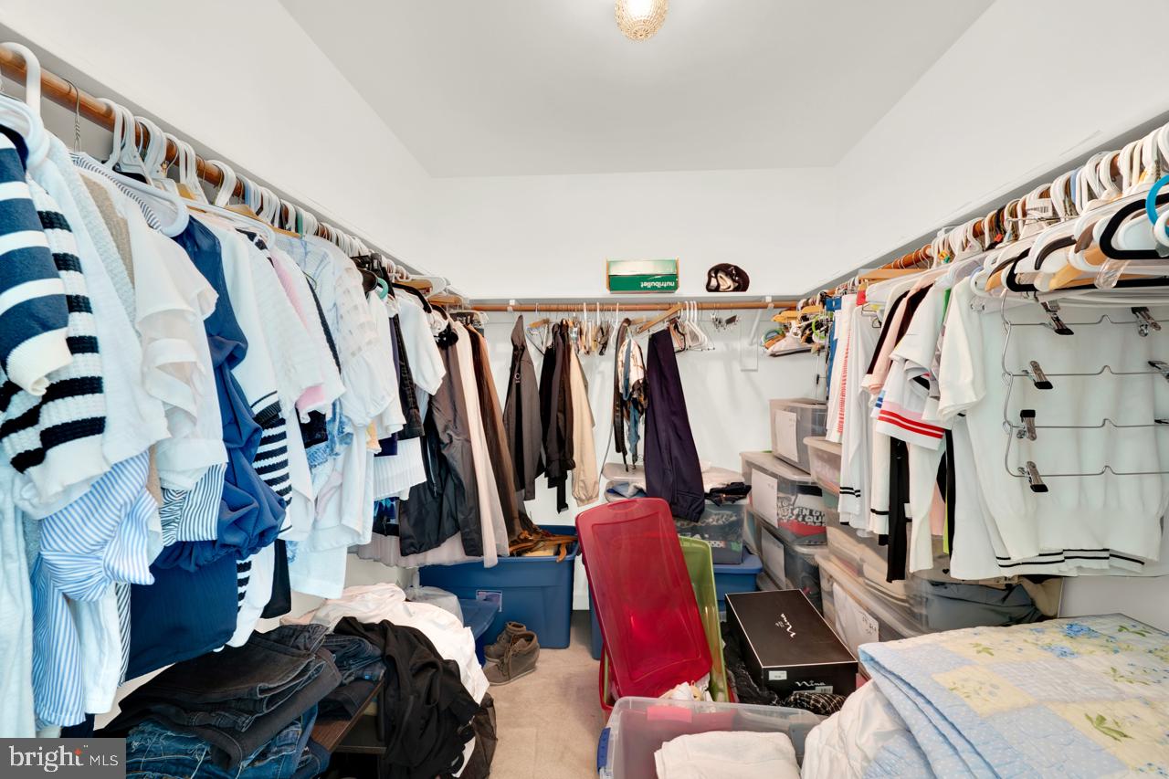 CENTRE RIDGE - Residential