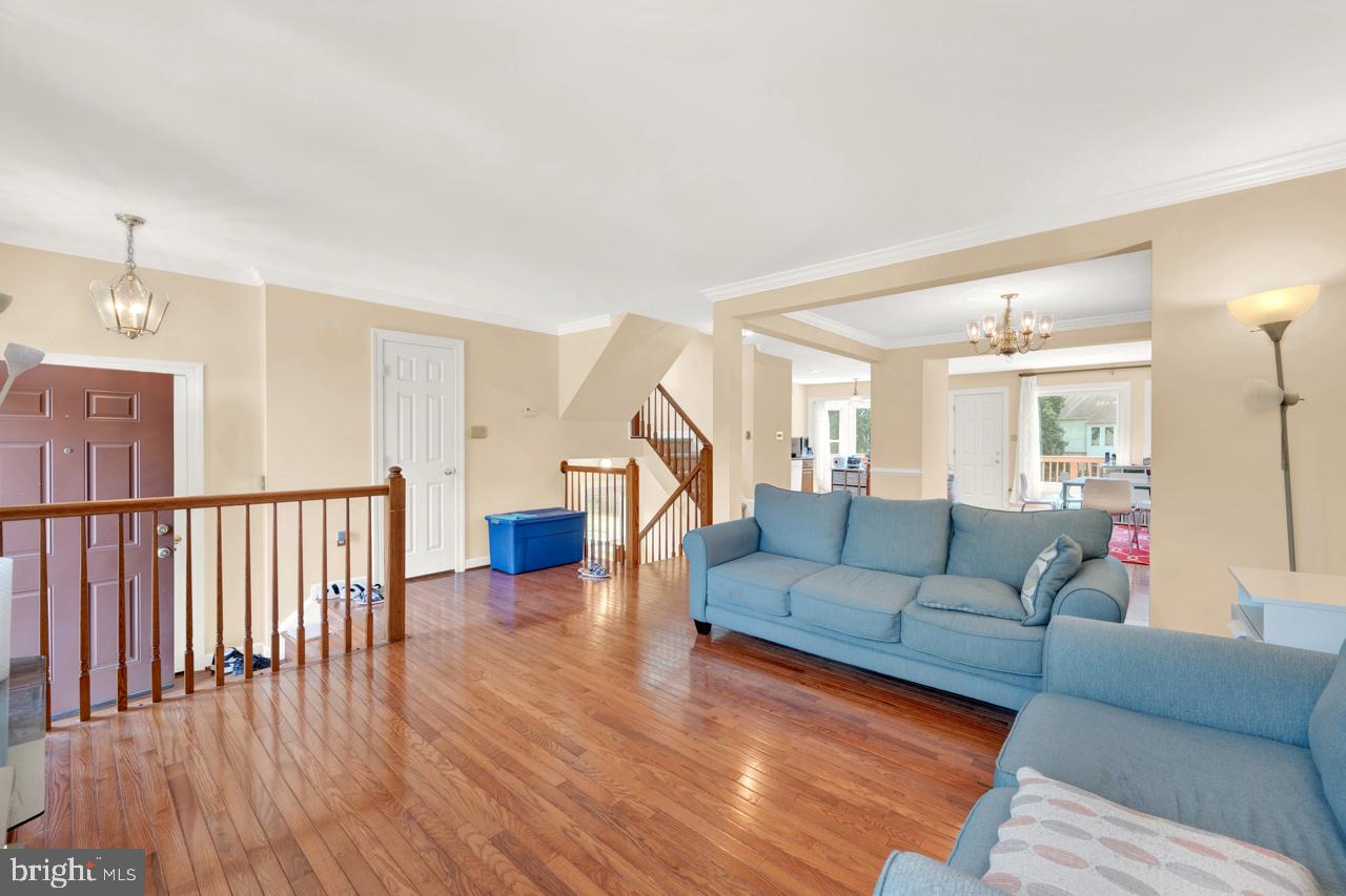 CENTRE RIDGE - Residential