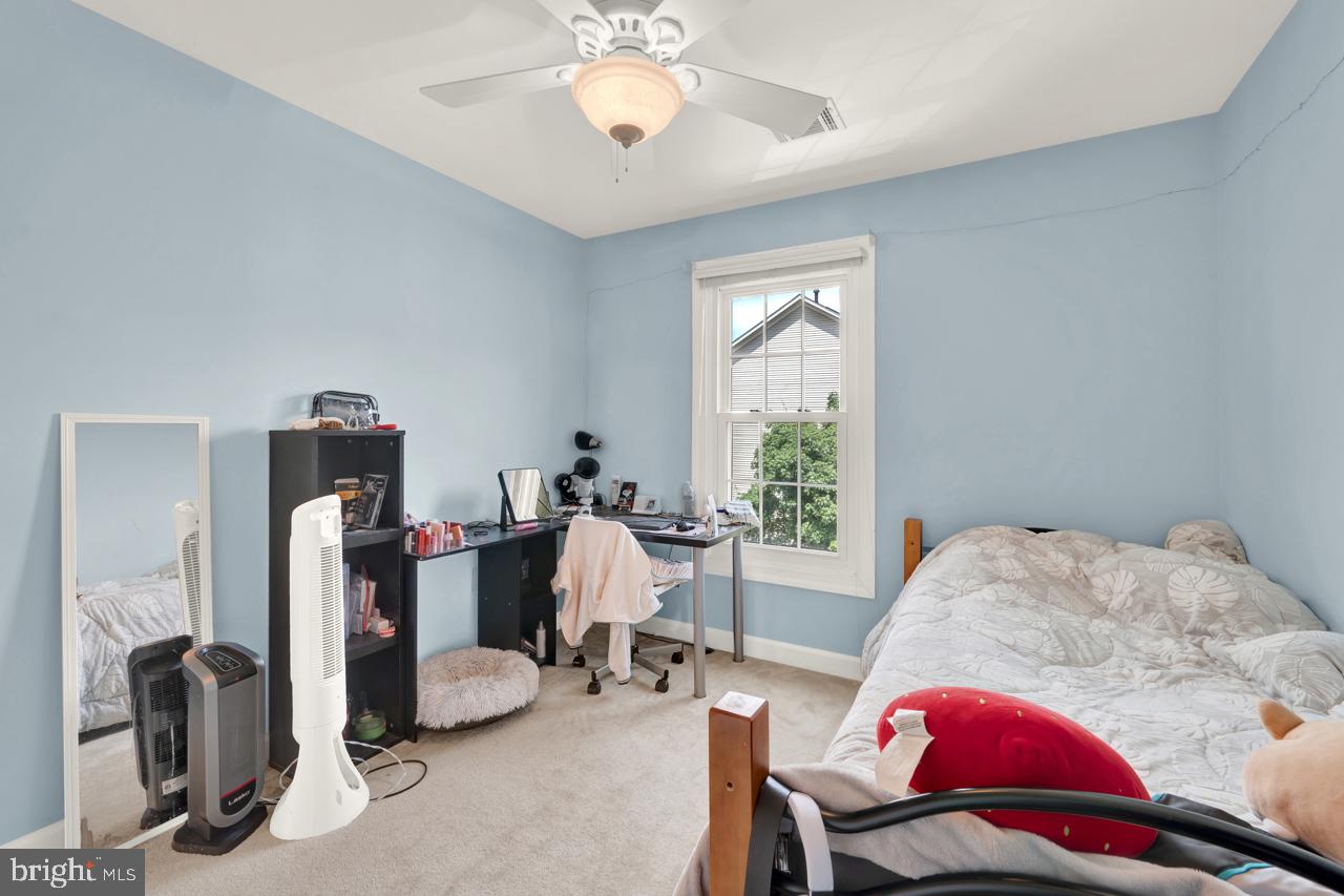 CENTRE RIDGE - Residential