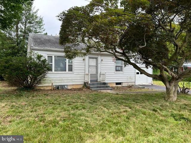 1811 WOODLAND AVENUE