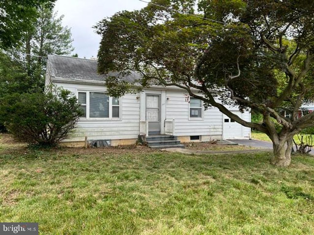 Photo of 1811 Woodland Avenue, LANCASTER, PA 17602 (MLS # PALA2090982)