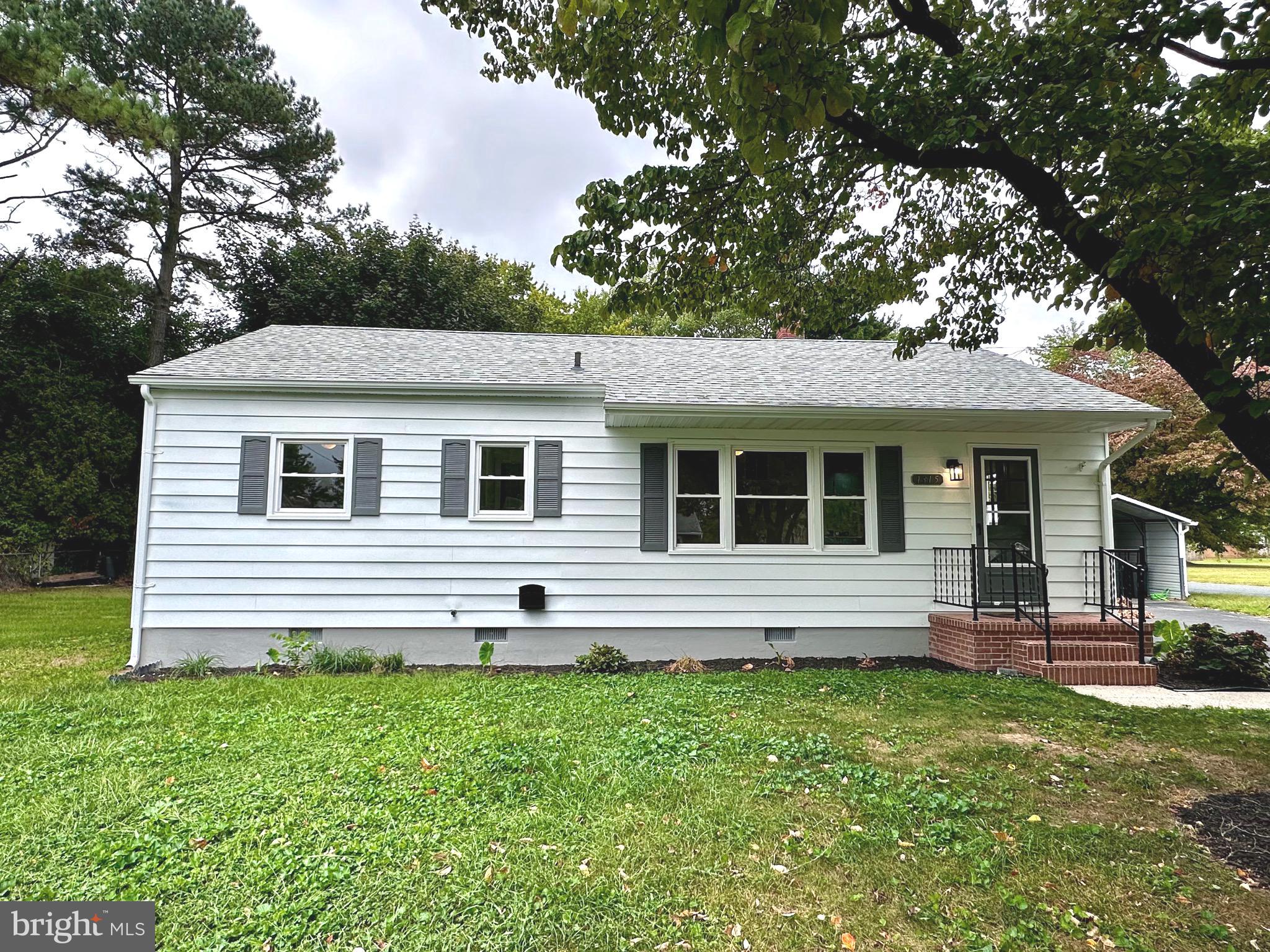 MOSS HILL ACRES - Residential