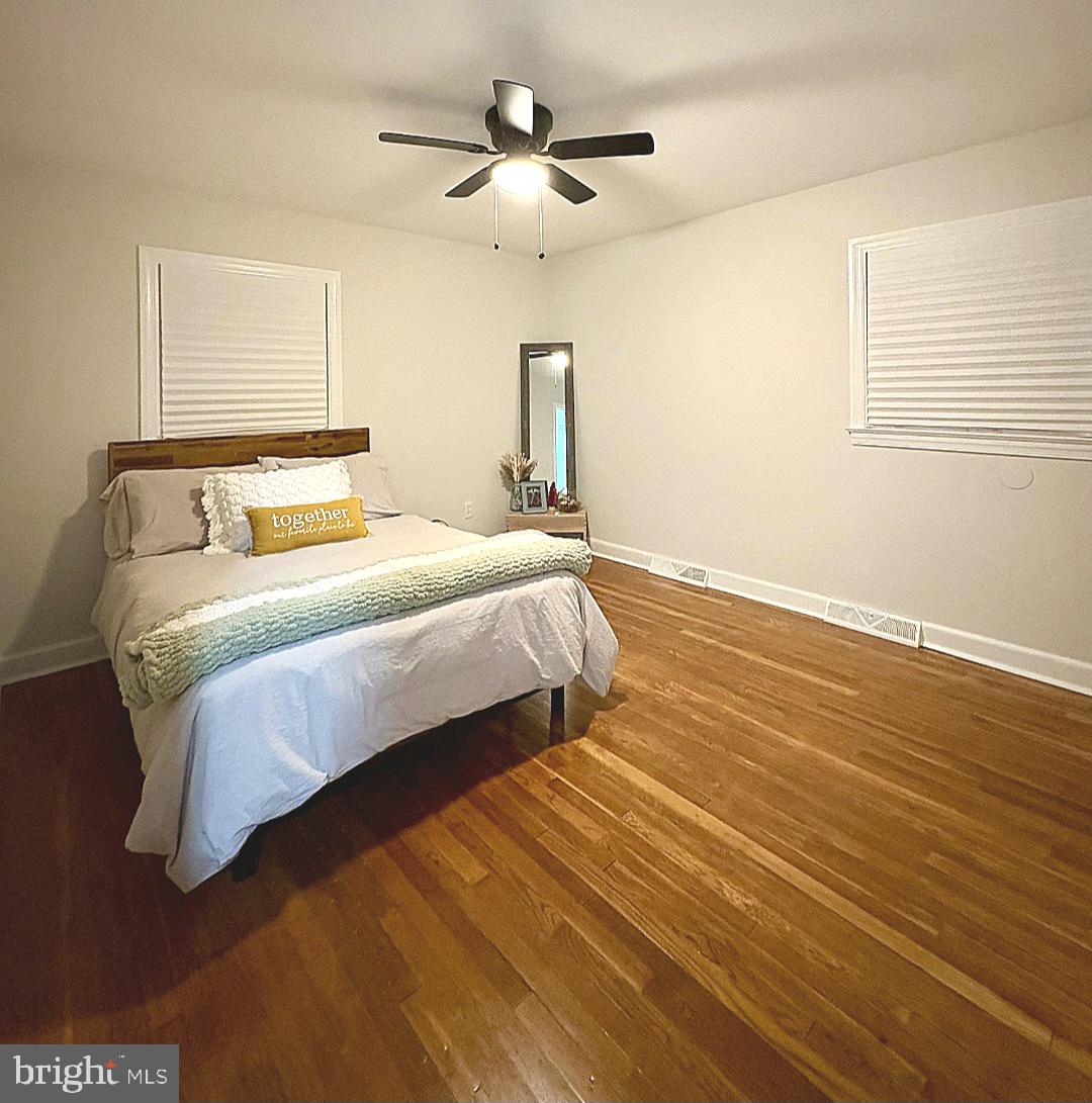 MOSS HILL ACRES - Residential