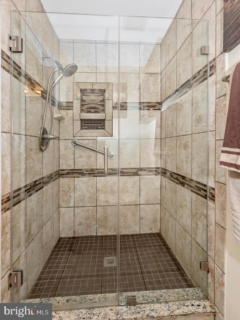 FAIRIDGE - Residential Lease