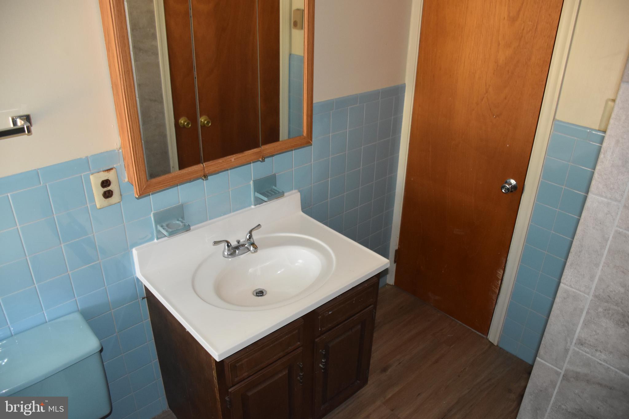 BLUE BELL - Residential Lease