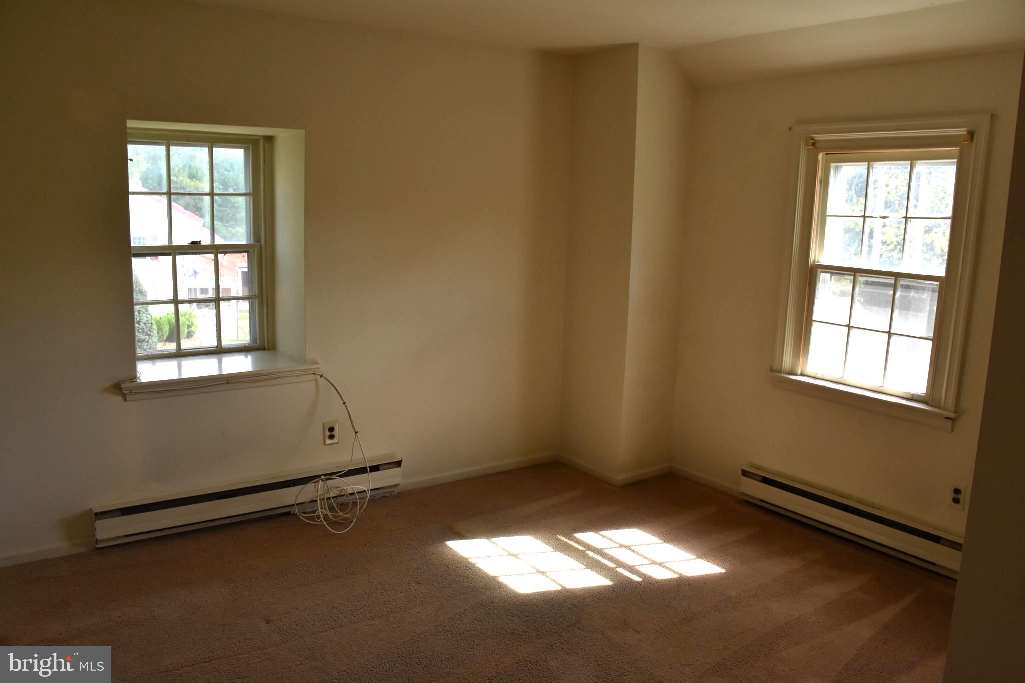 BLUE BELL - Residential Lease