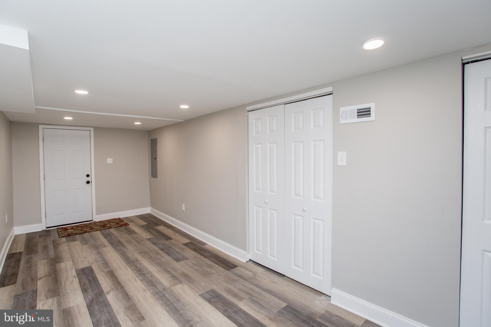 OVERBROOK - Residential