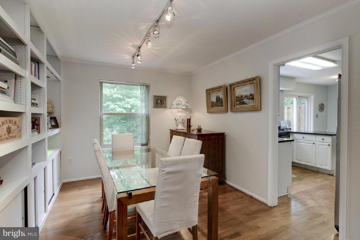 CABIN JOHN PARK - Residential