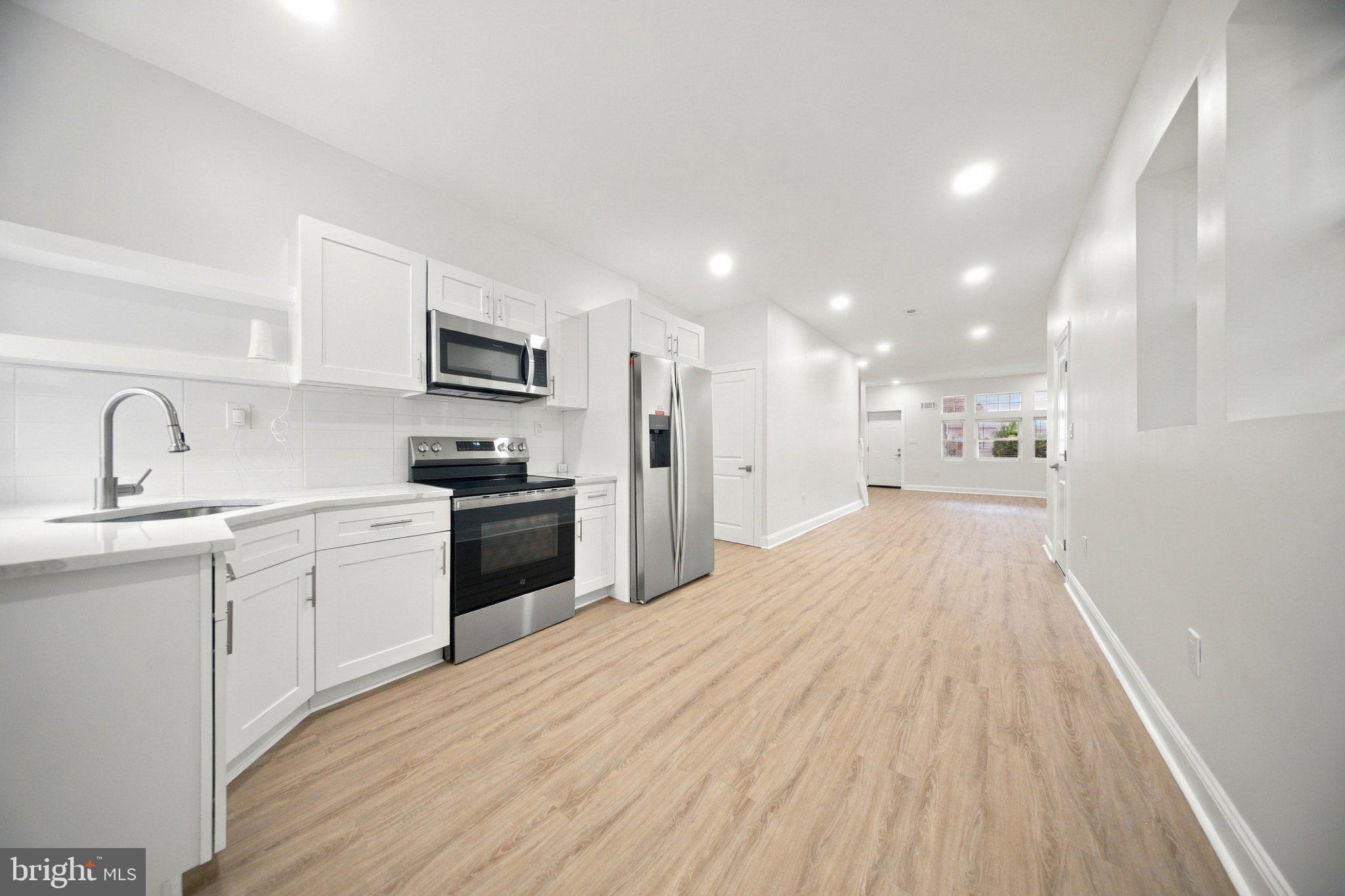 5104 WARRINGTON AVENUE