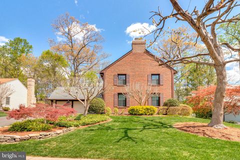 8420 SWEET PINE COURT E SPRINGFIELD VA 22153