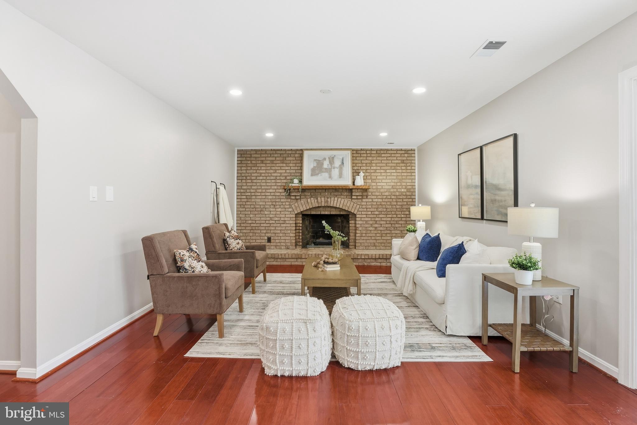 FAIRLAND ACRES - Residential