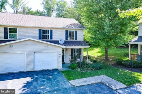 Townhouse For Sale - 3181 Shellers Bend Bnd #20<br/> STATE COLLEGE, PA 16801