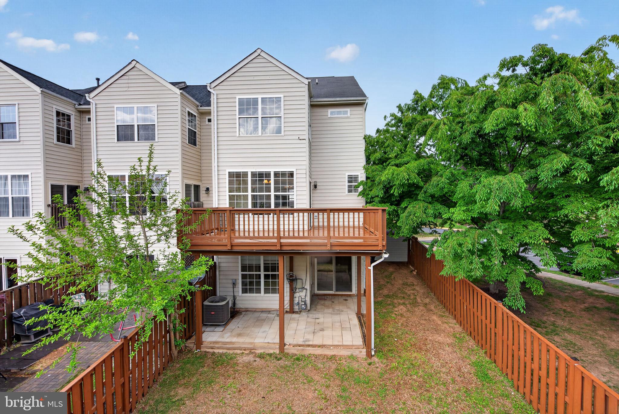 POTOMAC STATION - Residential