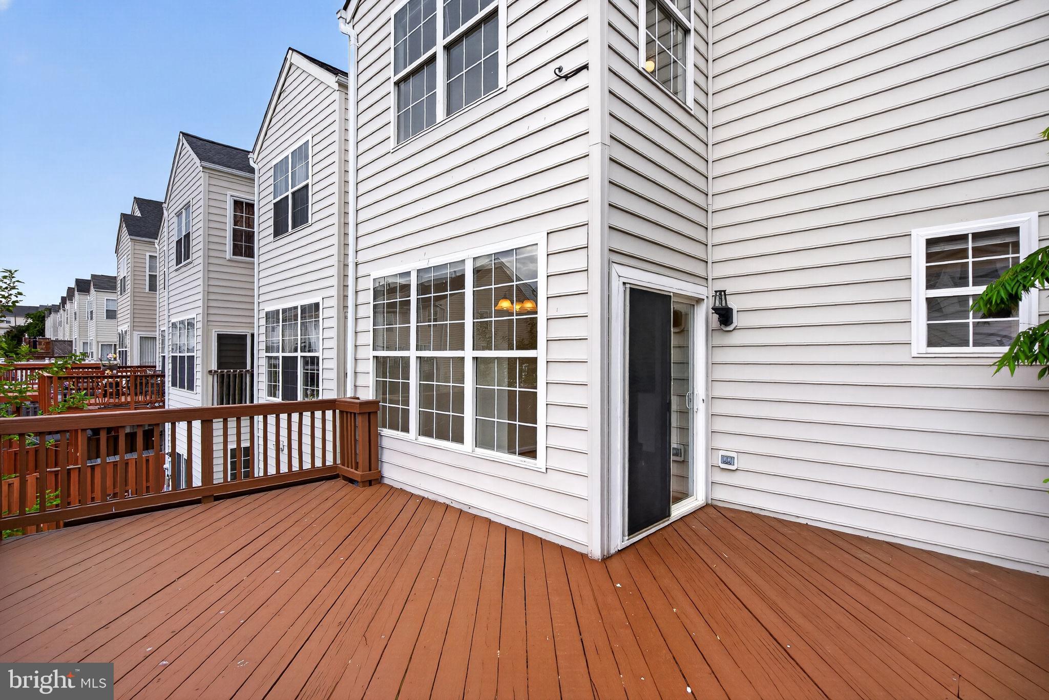 POTOMAC STATION - Residential