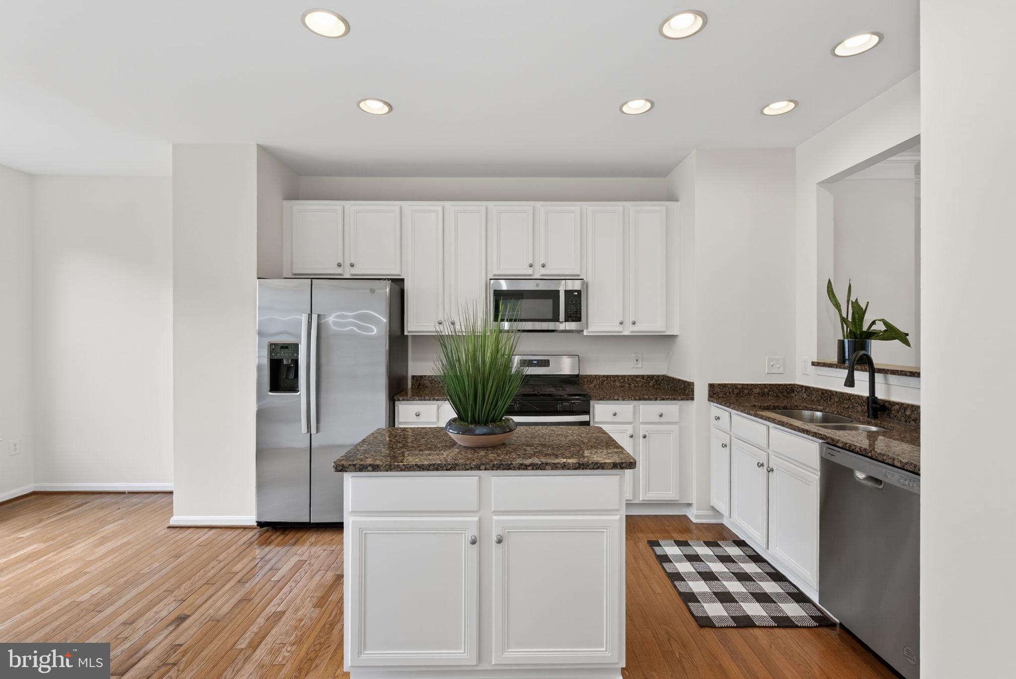 POTOMAC STATION - Residential