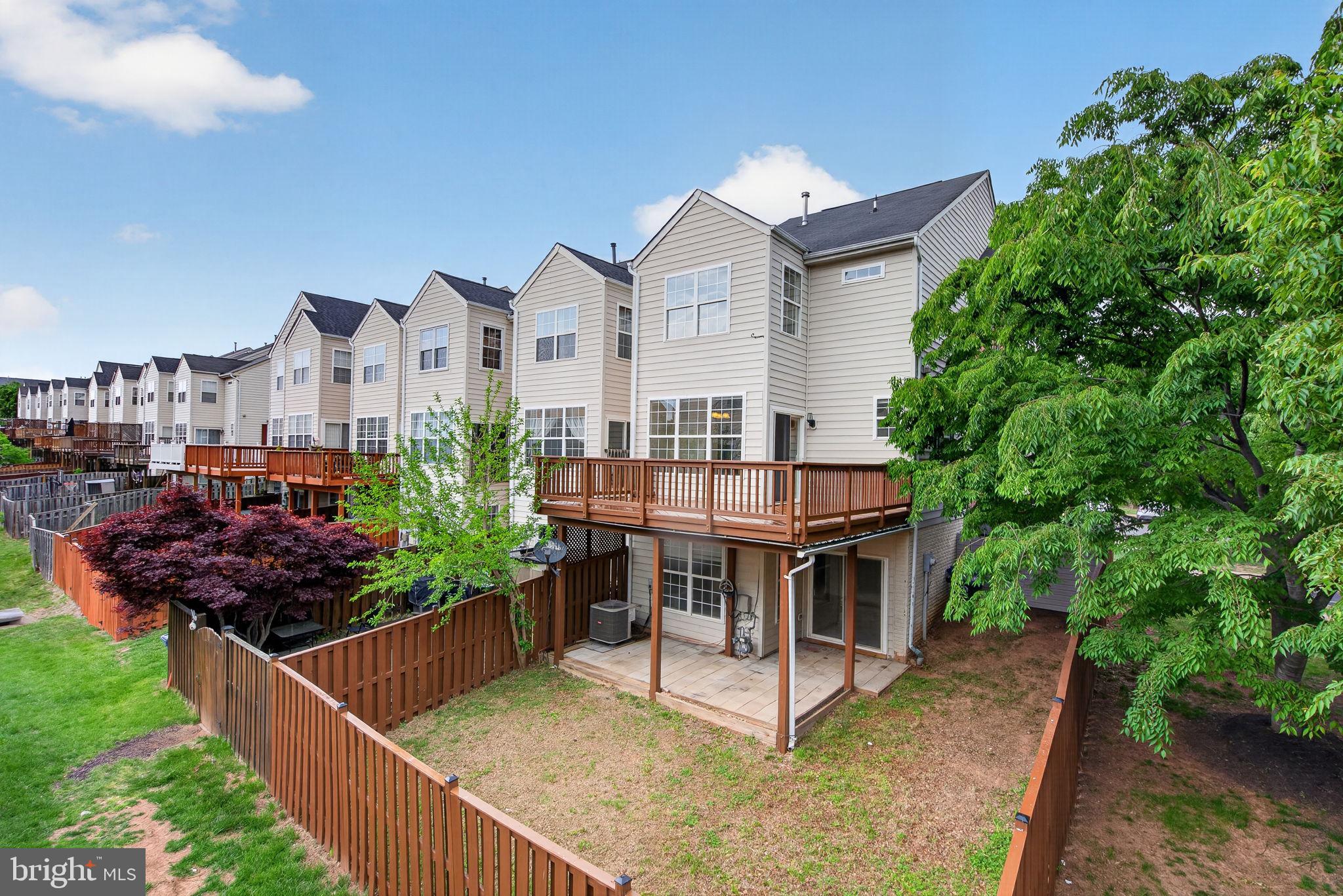 POTOMAC STATION - Residential