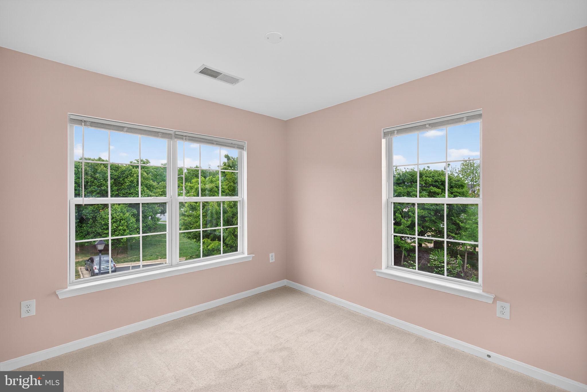 POTOMAC STATION - Residential