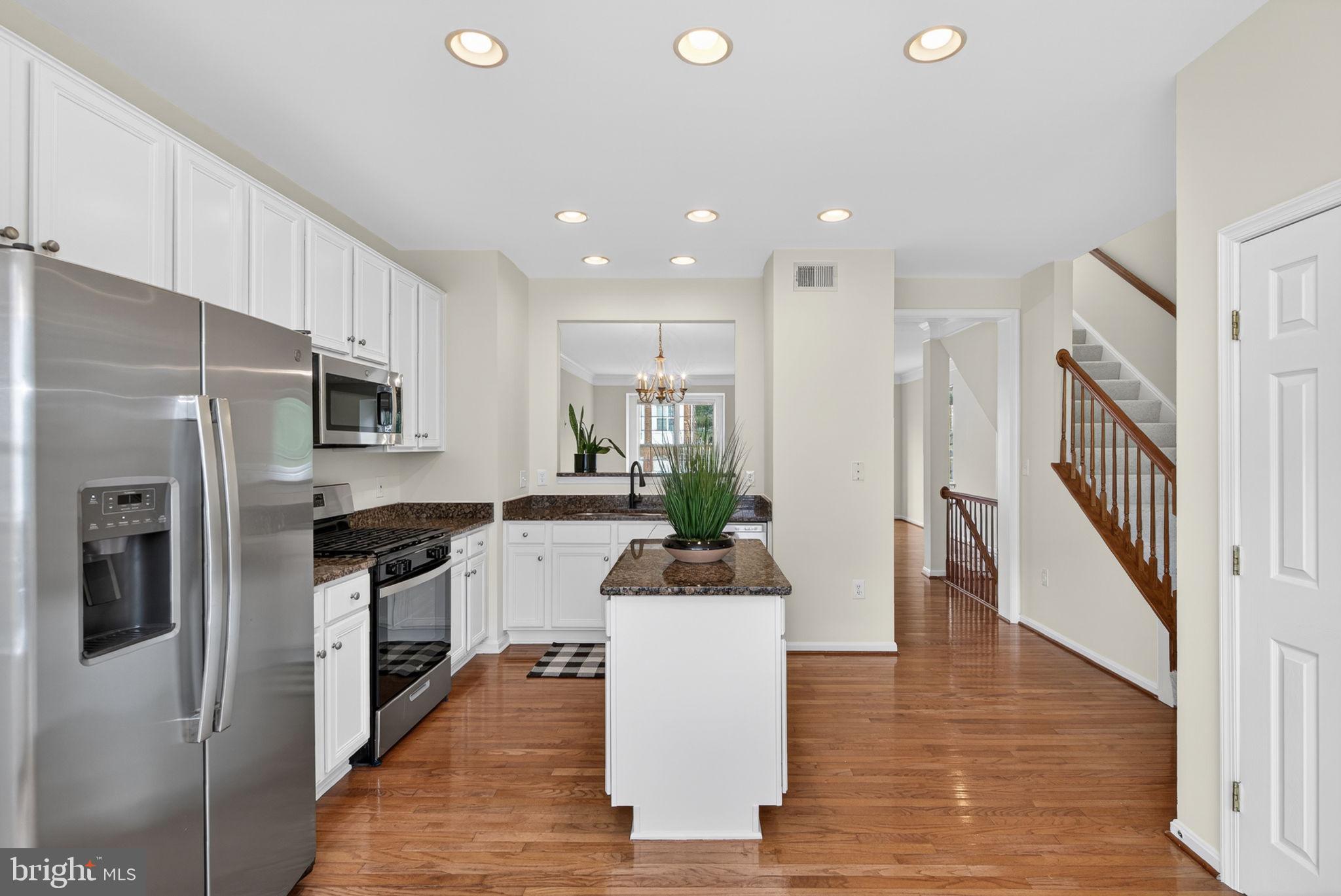 POTOMAC STATION - Residential