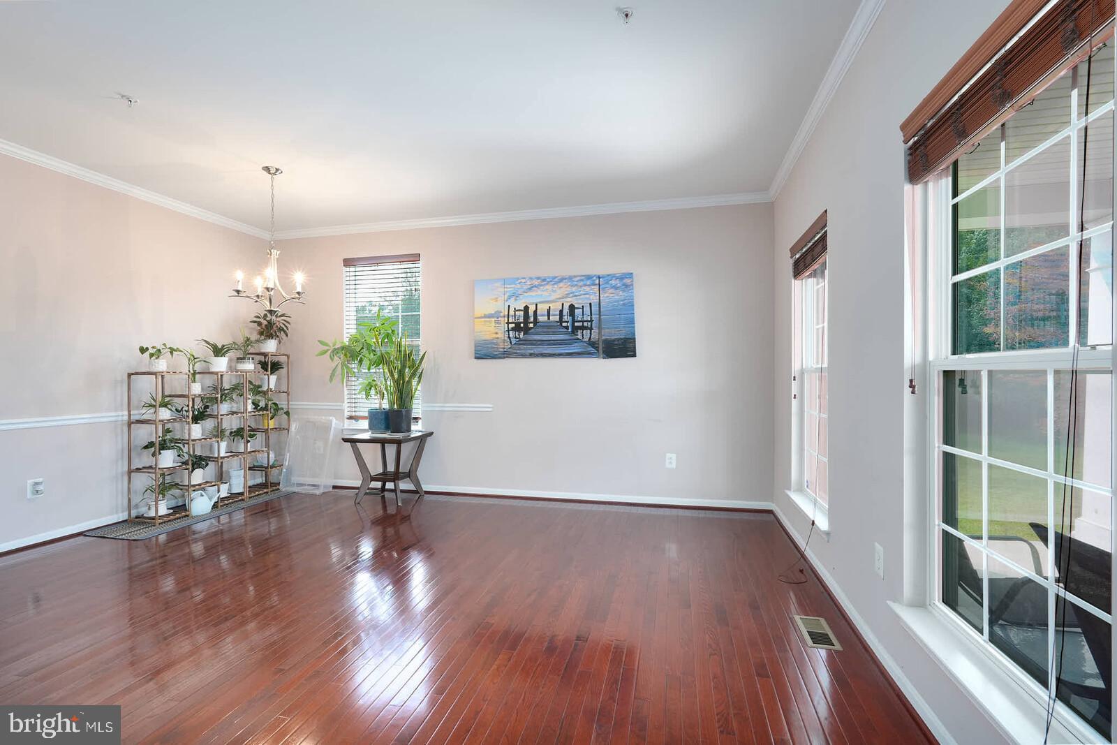 DIXON PROPERTY - Residential