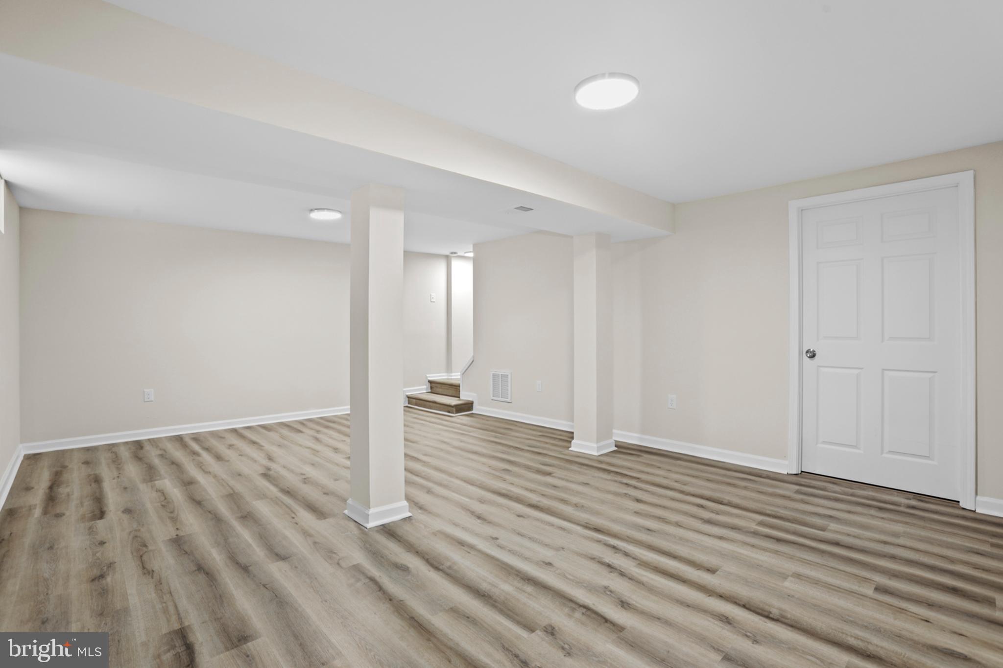 PBE CHRYSTAL LAKE - Residential Lease