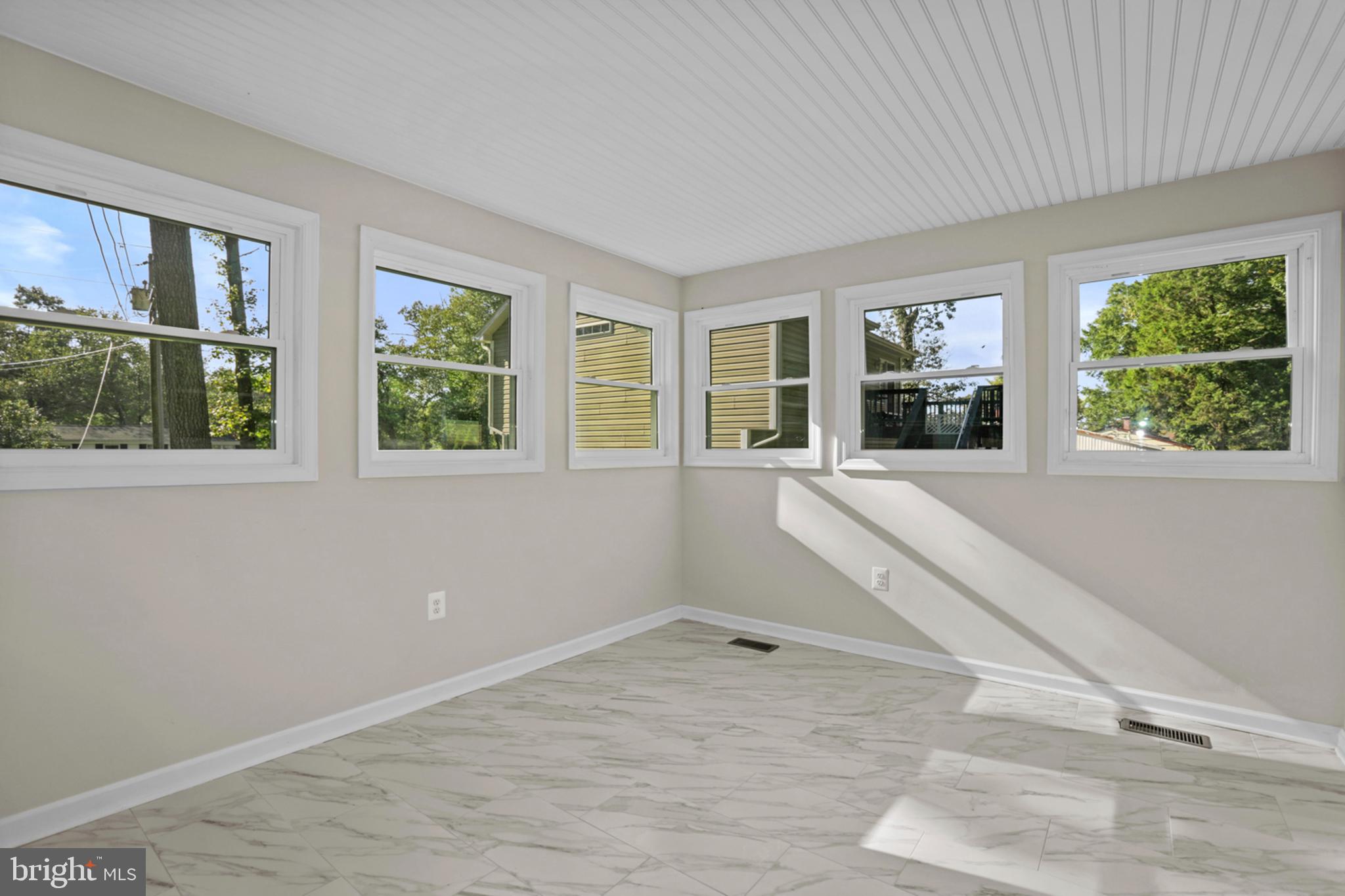 PBE CHRYSTAL LAKE - Residential Lease