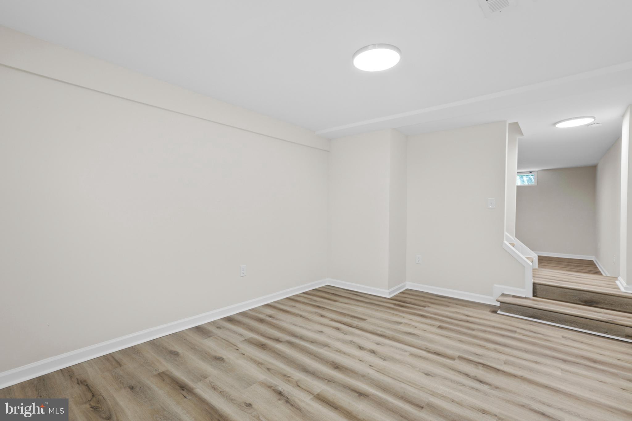 PBE CHRYSTAL LAKE - Residential Lease