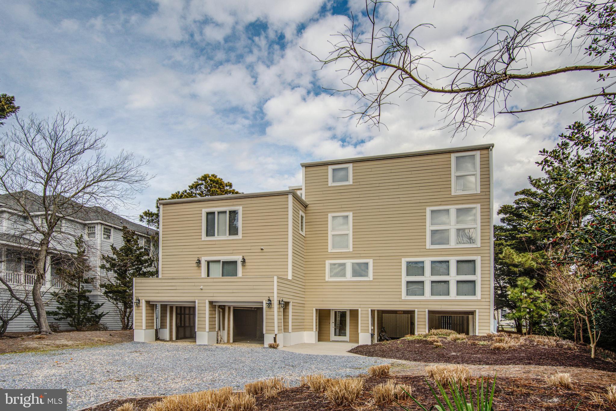 GULLS NEST - Residential