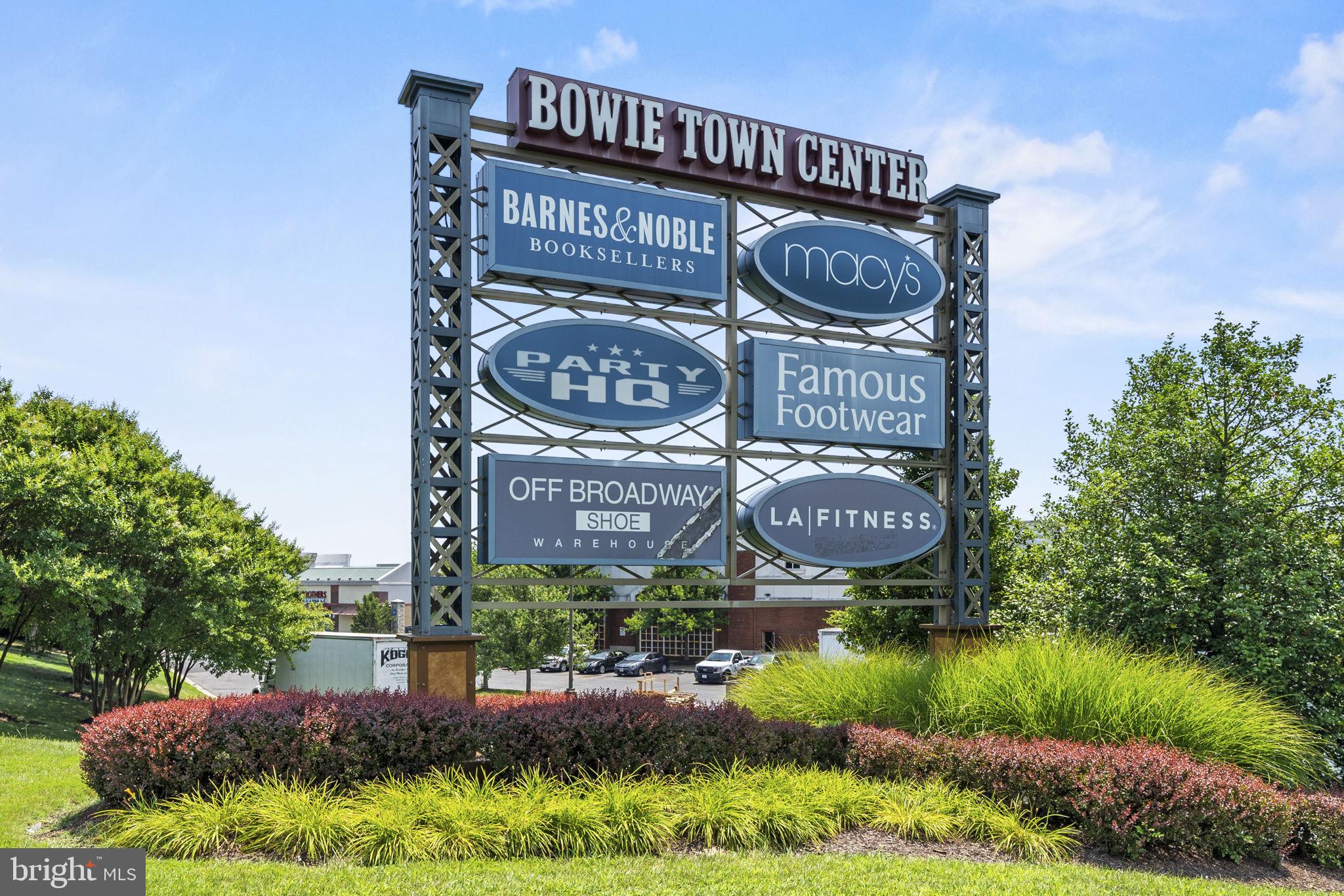 PIN OAK VILLAGE - Residential