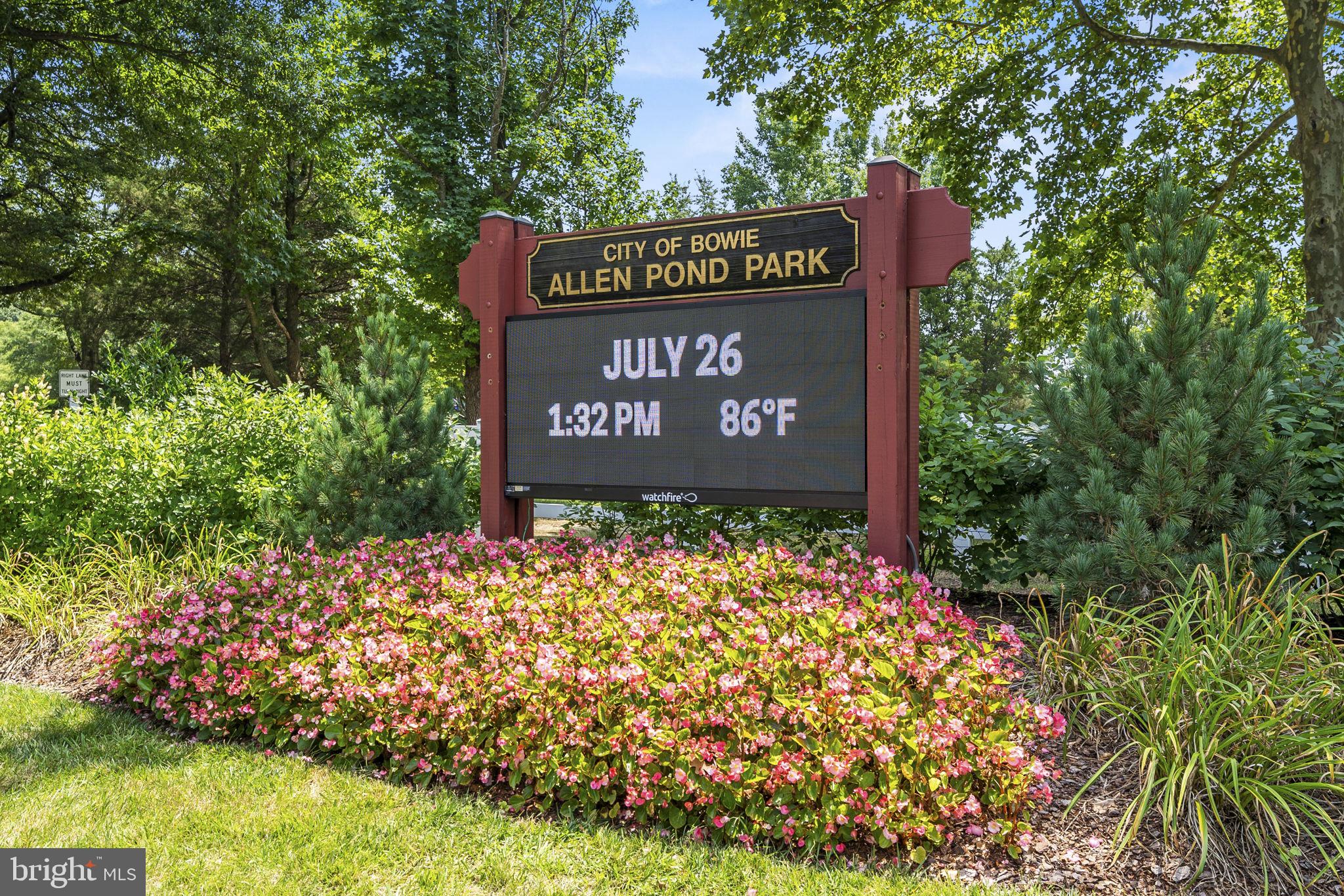 PIN OAK VILLAGE - Residential