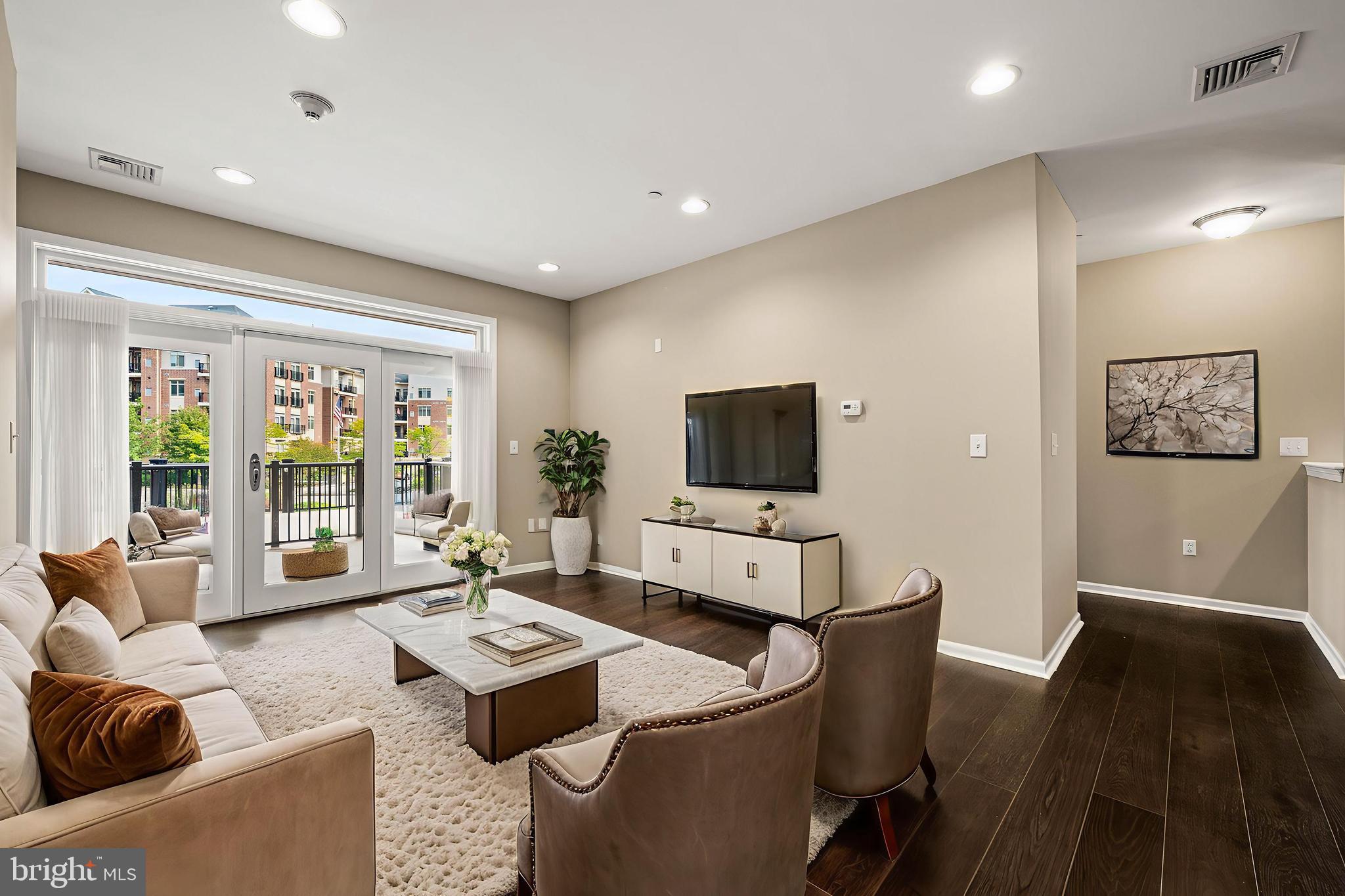 233 CARSON TERRACE