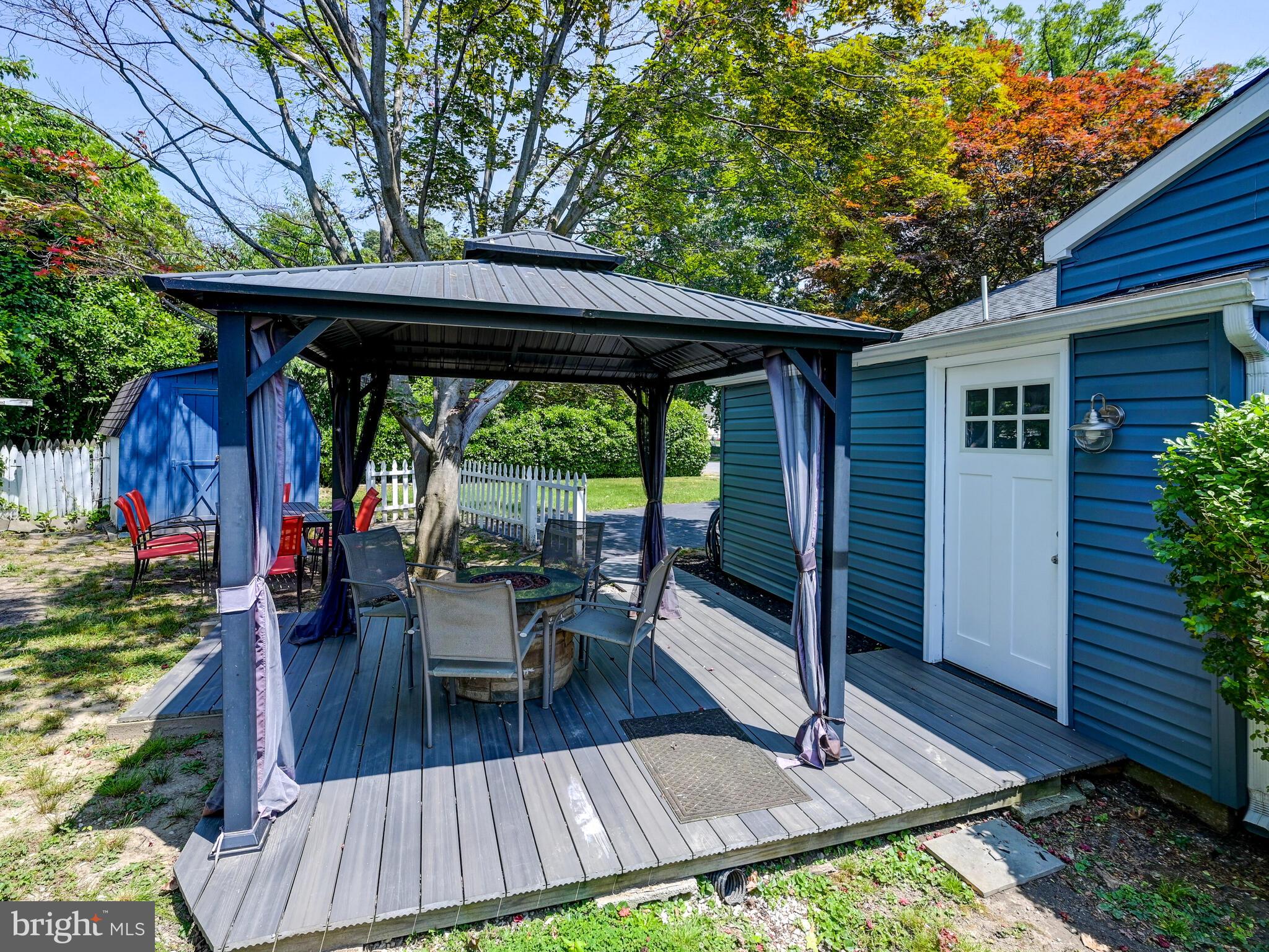 STANSBURY MANOR - Residential