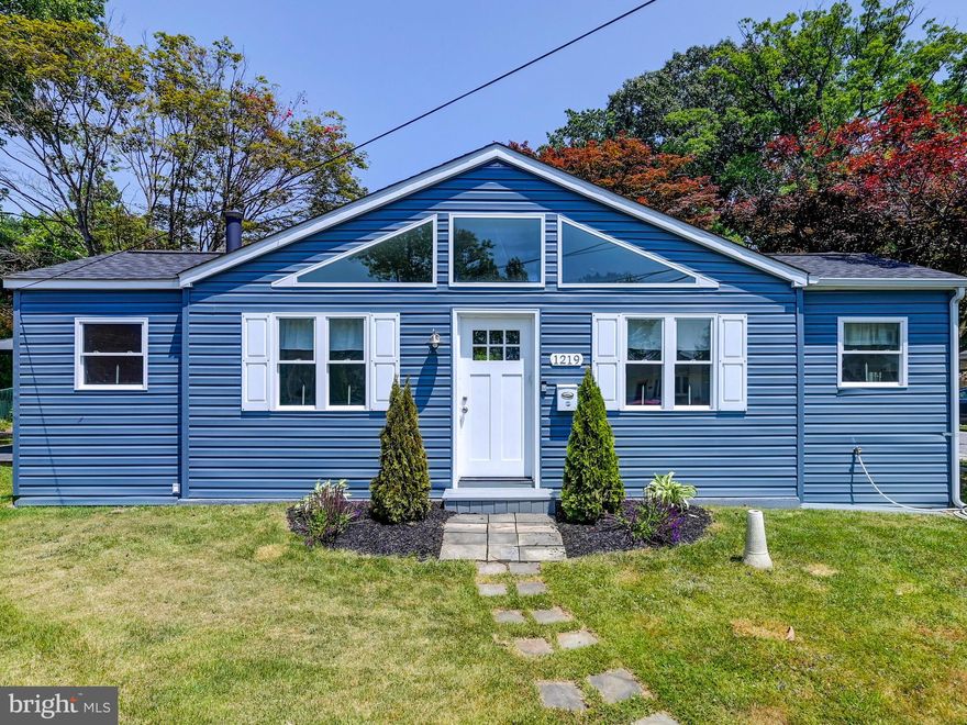 Beautifully renovated in 2018 2 Bedroom 2 Bathroom Rancher with water views in Middle River! Step into a bright and airy main floor living space featuring beautiful luxury vinyl flooring an abundance of natural light throughout this  open concept living with built in speakers for entertainment.  The amazing kitchen features plenty of cabinets, stainless steel appliances, stunning quartz countertops, a stainless under mount sink, and pendant lighting. Spacious primary bedroom suite with walk in closet and large bathroom with jetted tub which is not connected, double sink and electric fireplace built in. Second bedroom and full bath attached. Rear driveway and pergola area for entertaining and abundance of green space, adult trees, 
Architectural Roof 2018, Water heater 2018, AC HVAC 2018, Kitchen 2018, Bathrooms 2018, flooring and paint 2018 Seller believes square footage is not accurate as two additional were completed in 2018
Imagine all this and in close proximity to shopping, restaurants, commuter routes. and the marina right there to house your boat!