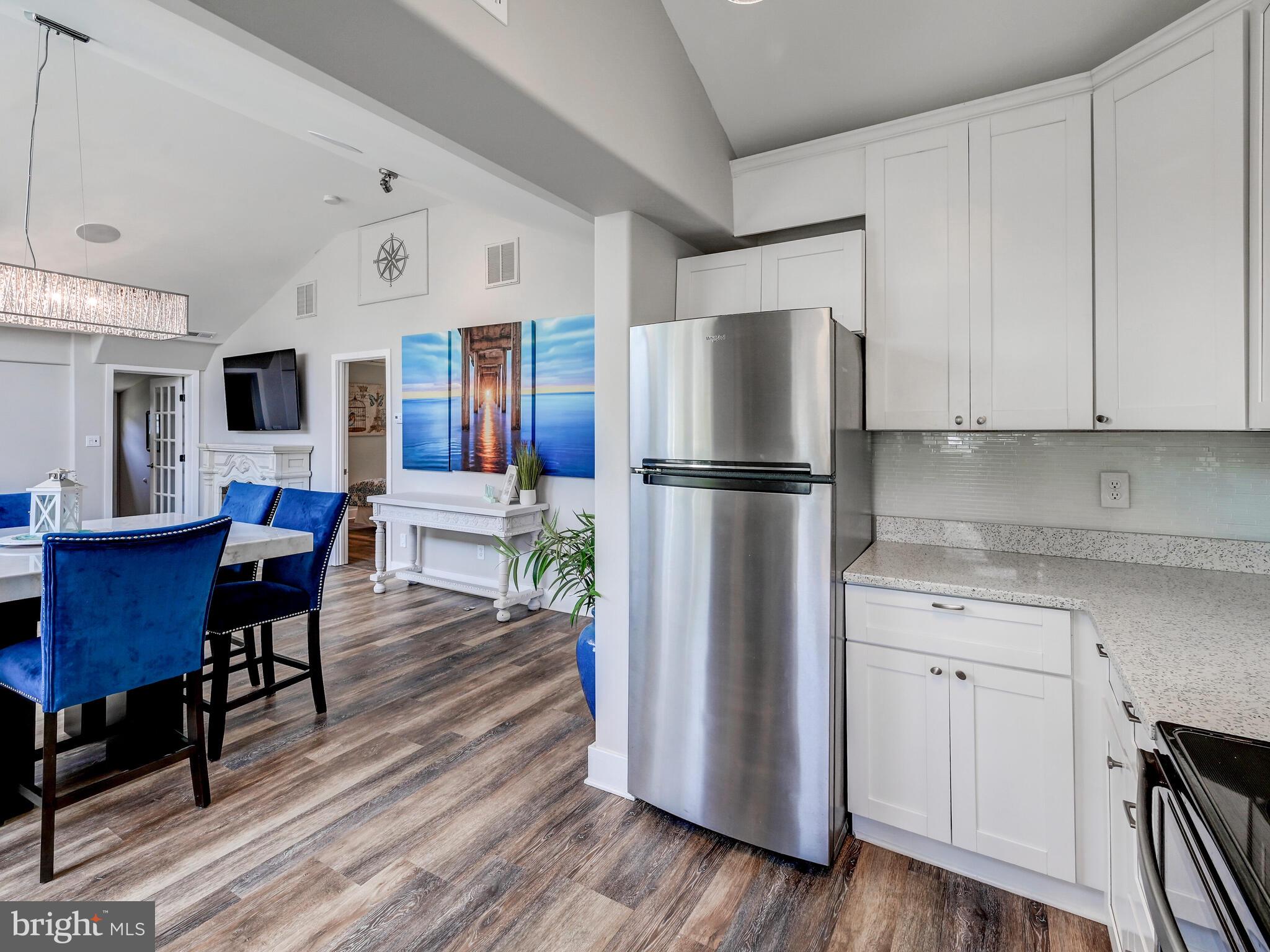 STANSBURY MANOR - Residential