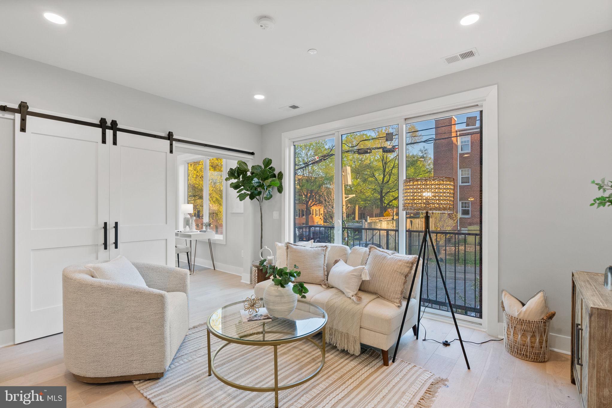 2019 M STREET NE 6