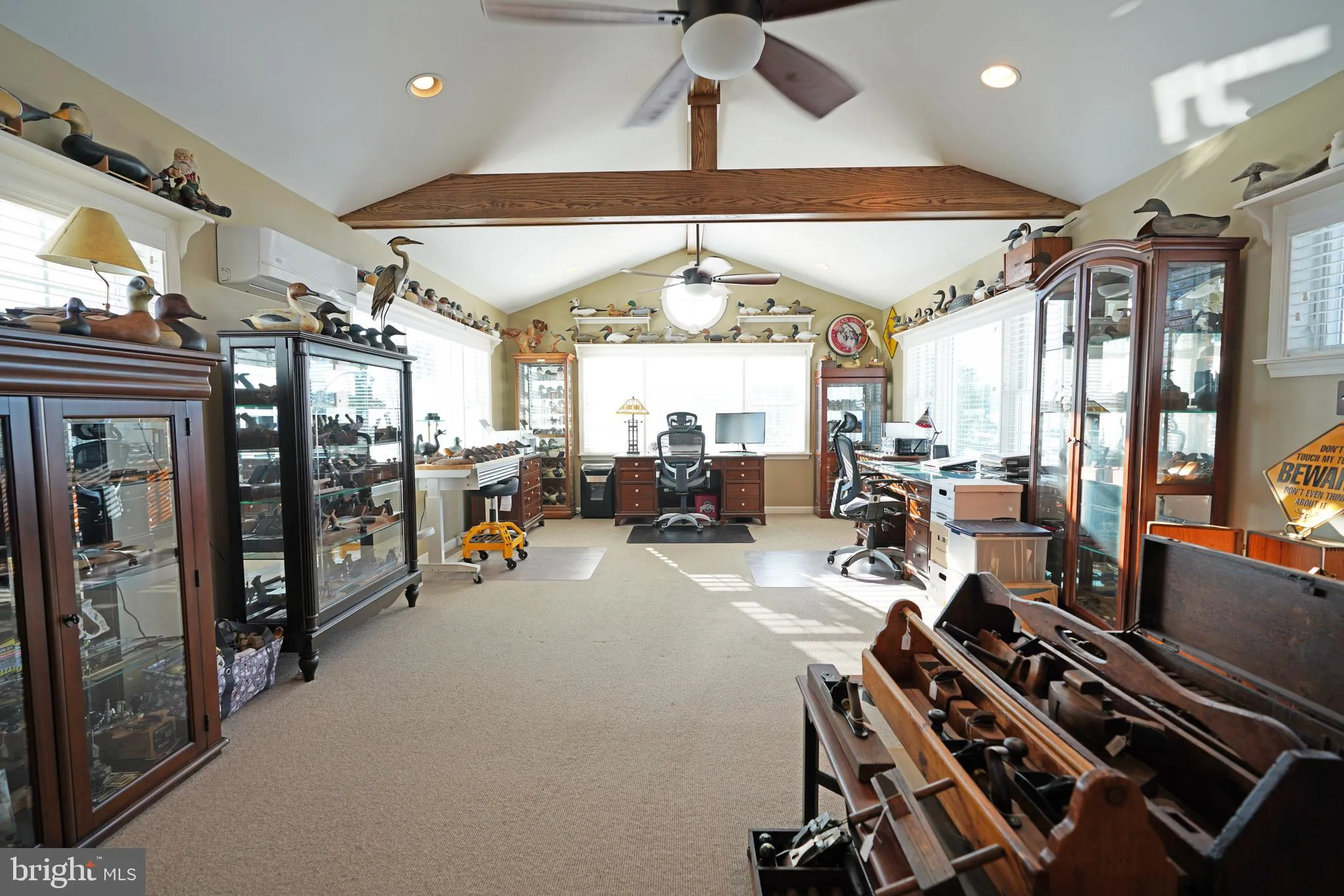 Millsboro, Delaware 19966, United States, 7 Bedrooms Bedrooms, ,5 BathroomsBathrooms,Residential,Pending,19333