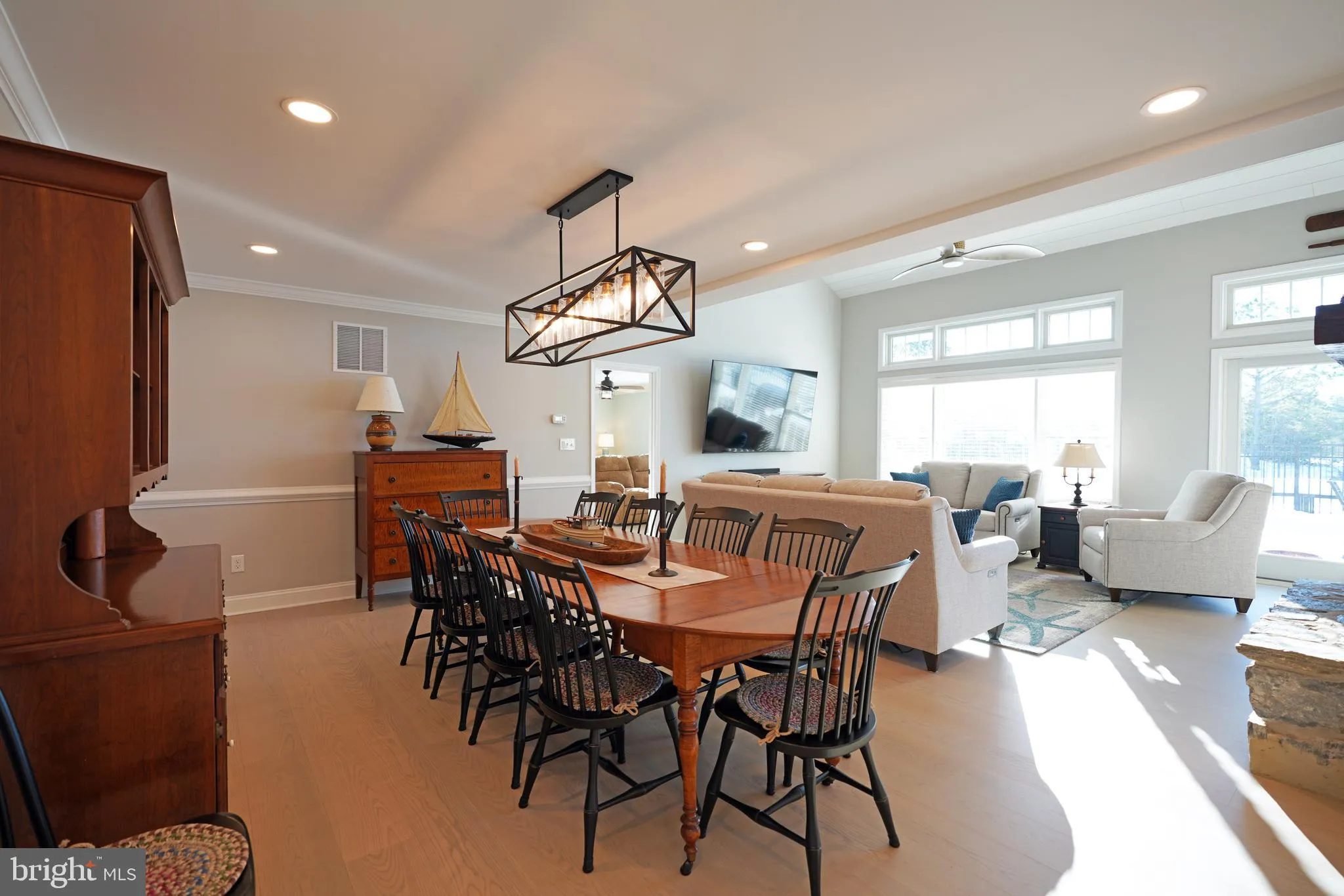 Millsboro, Delaware 19966, United States, 7 Bedrooms Bedrooms, ,5 BathroomsBathrooms,Residential,Pending,19333