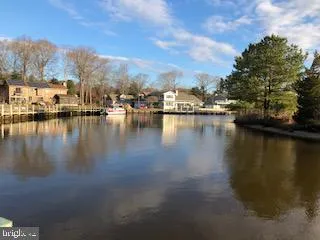 Millsboro, Delaware 19966, United States, 7 Bedrooms Bedrooms, ,5 BathroomsBathrooms,Residential,Pending,19333