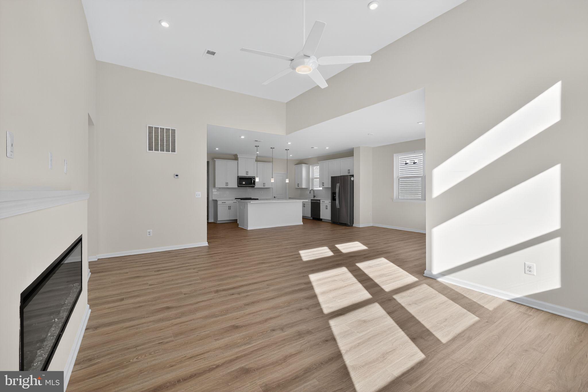 SANDPIPER COVE - Residential