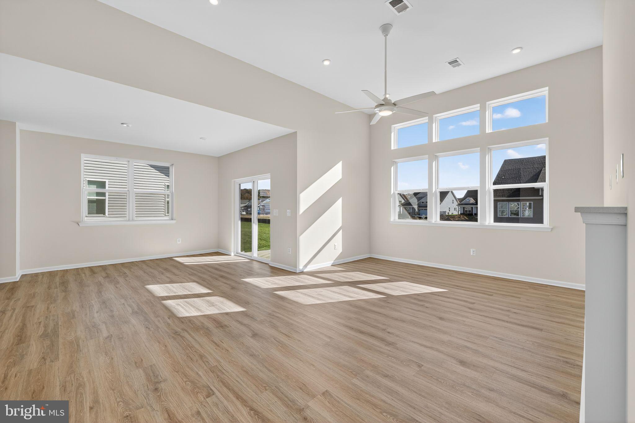 SANDPIPER COVE - Residential