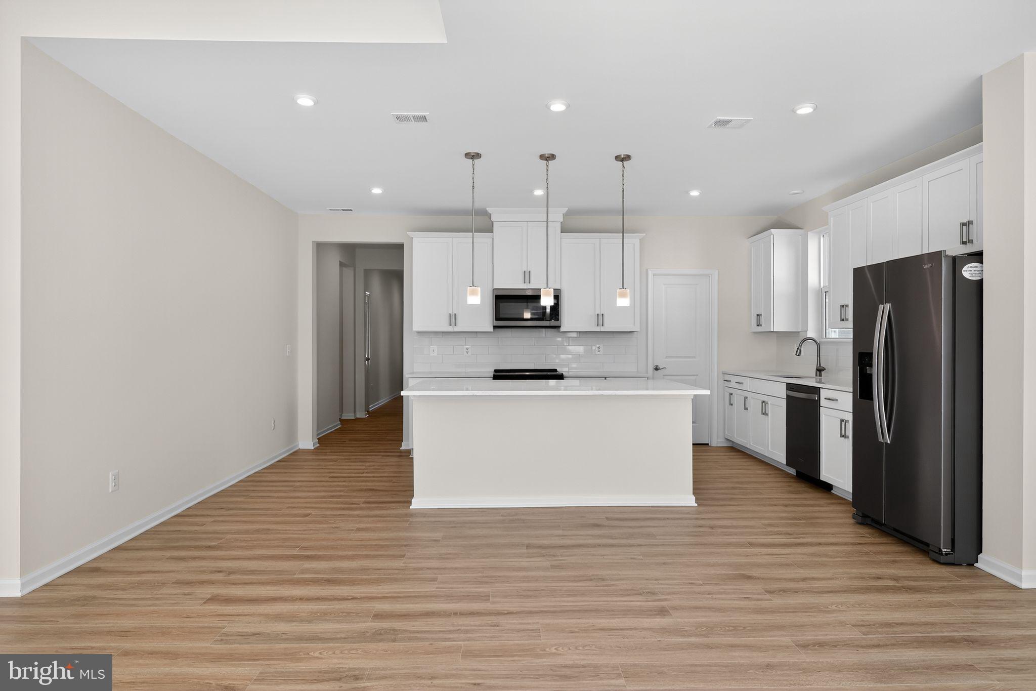 SANDPIPER COVE - Residential