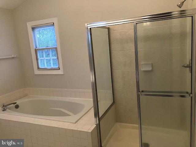 POTOMAC TERRACE - Residential Lease