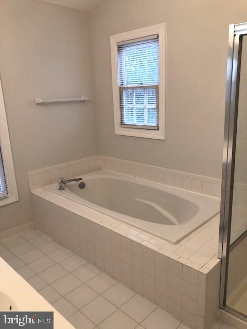 POTOMAC TERRACE - Residential Lease