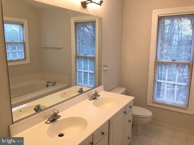 POTOMAC TERRACE - Residential Lease