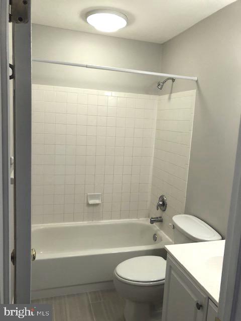 POTOMAC TERRACE - Residential Lease