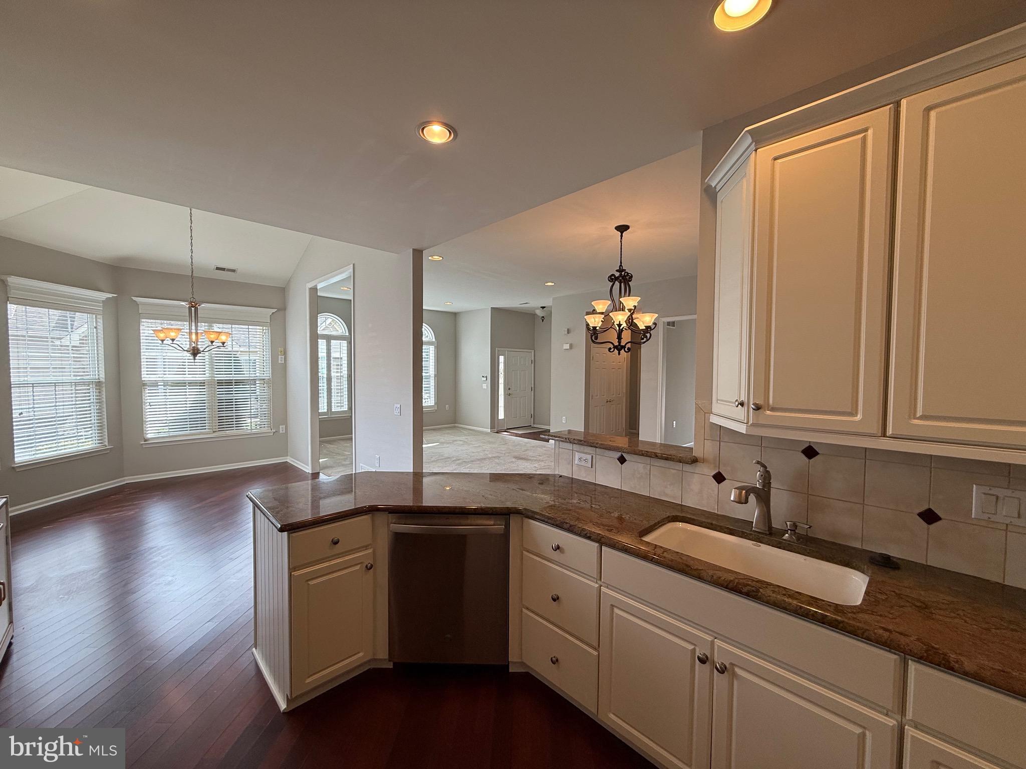95 VILLA DRIVE 59
