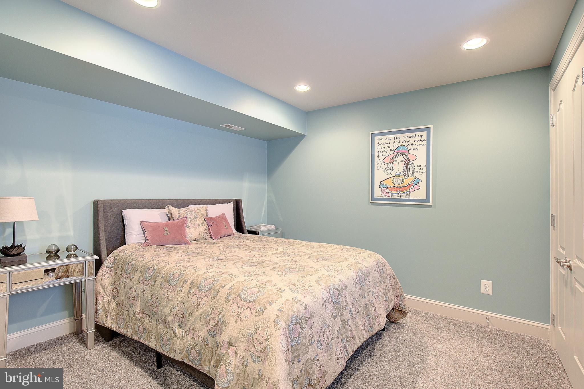 EASTPORT - Residential
